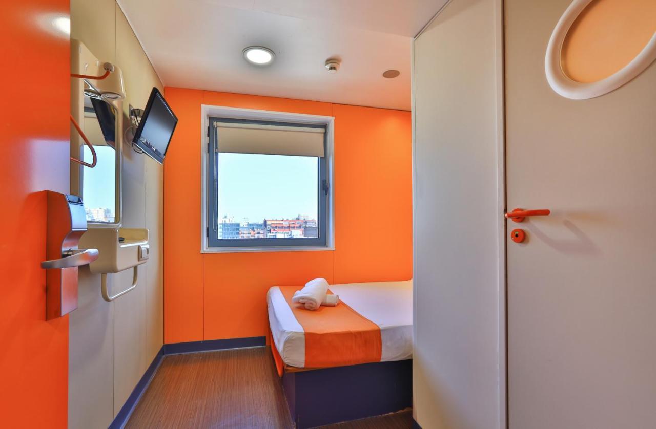 Easyhotel Sofia Exteriör bild