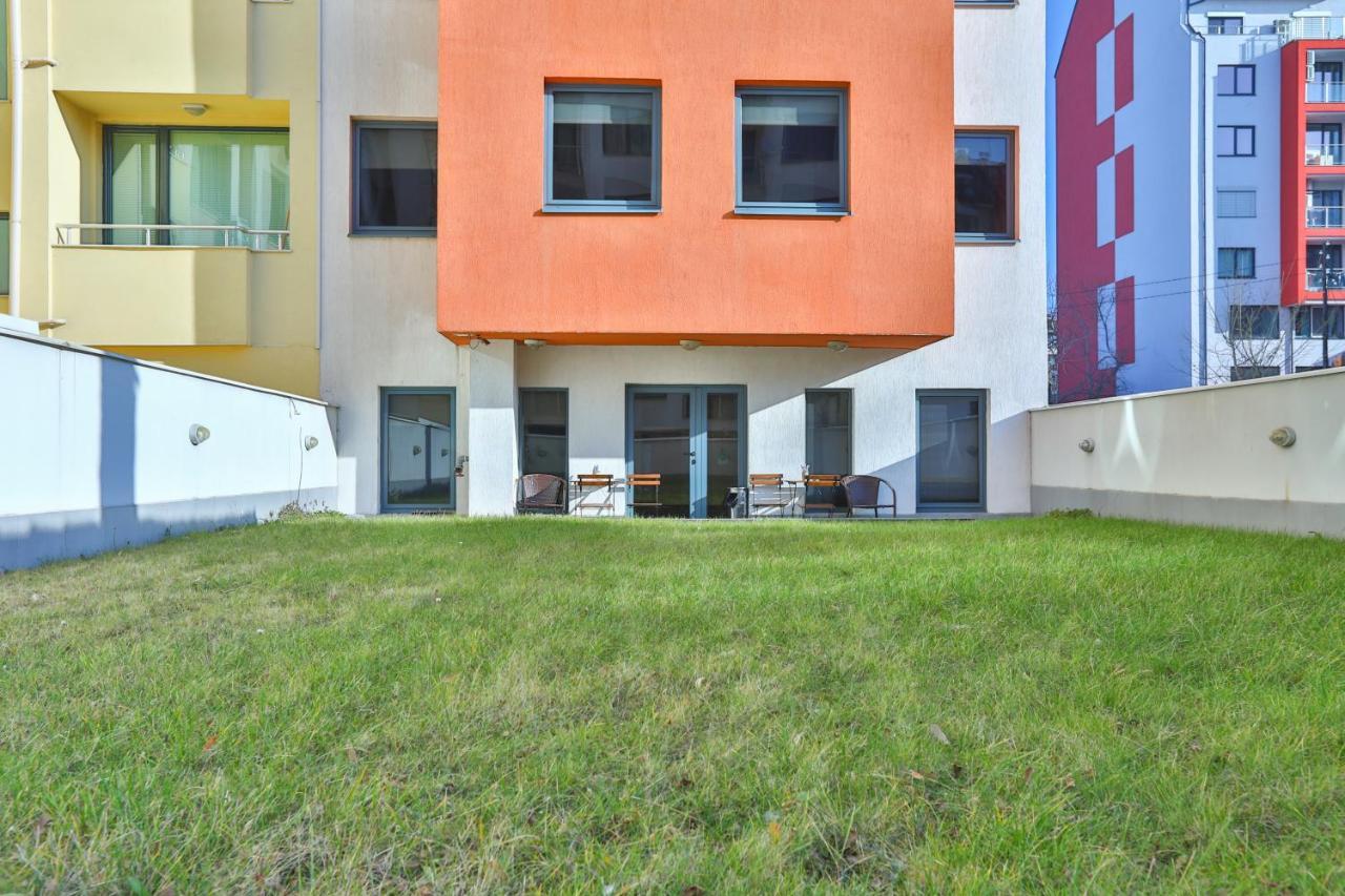 Easyhotel Sofia Exteriör bild